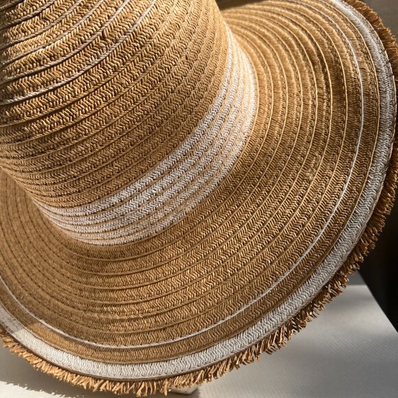 Kensie Straw Beach Hat with Hand painted White Stripes - So Chic! - Picture 11 of 14